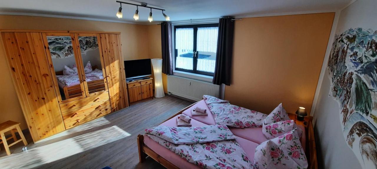 Ferienhaus Und Ferienwohnung Buettner Rathmannsdorf Kültér fotó